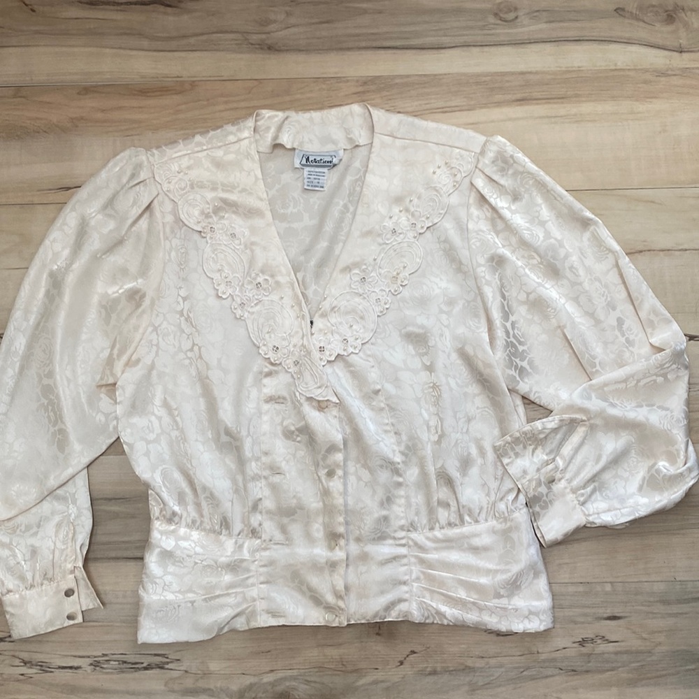 Vintage Notations Womens Cream Embossed Blouse